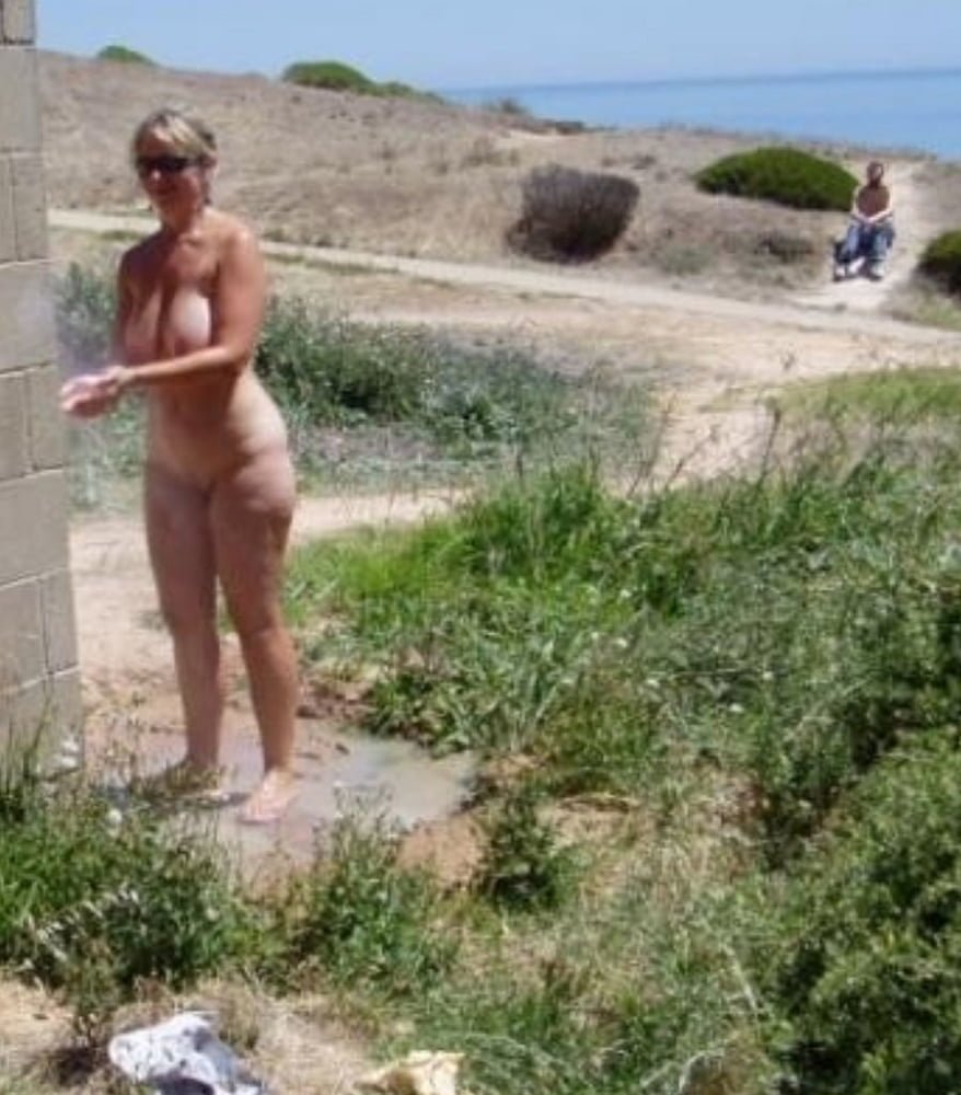 Bruc.e&B@rb, Ge0rgia Couple get naked #DNe8QevO