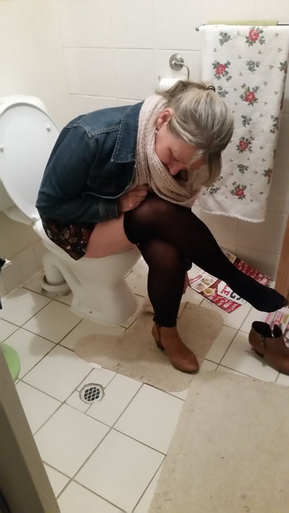 Bruc.e&B@rb, Ge0rgia Couple get naked #uJqF0YnM