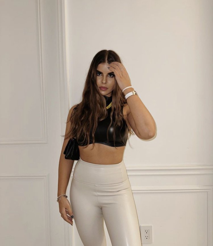 Dominique 1 #MWkZcJyj