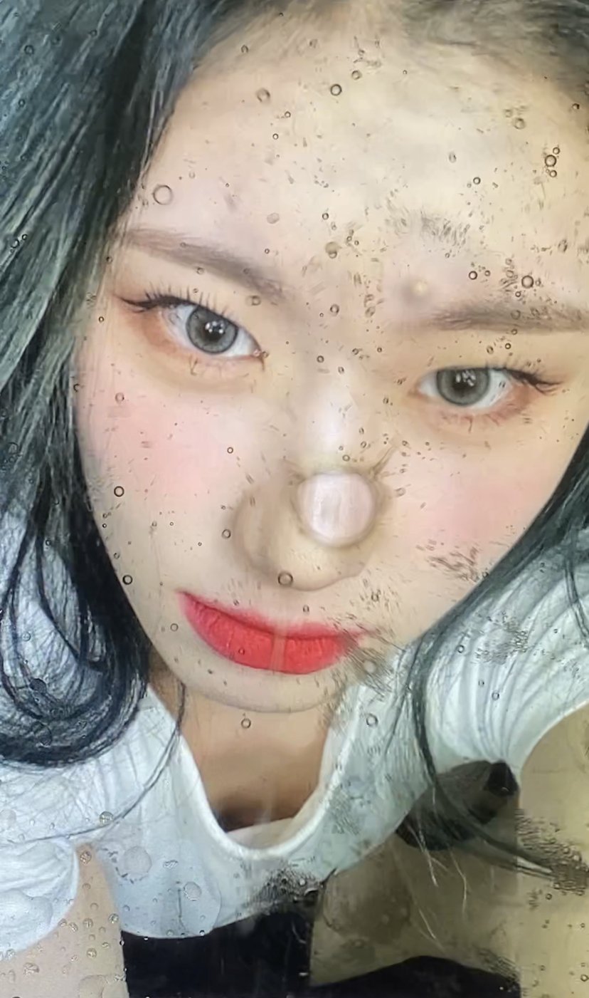 ITZY Little Sexslave Chaeryeong Birthday Cum Tribute and Piss #2 #VU2se4tm