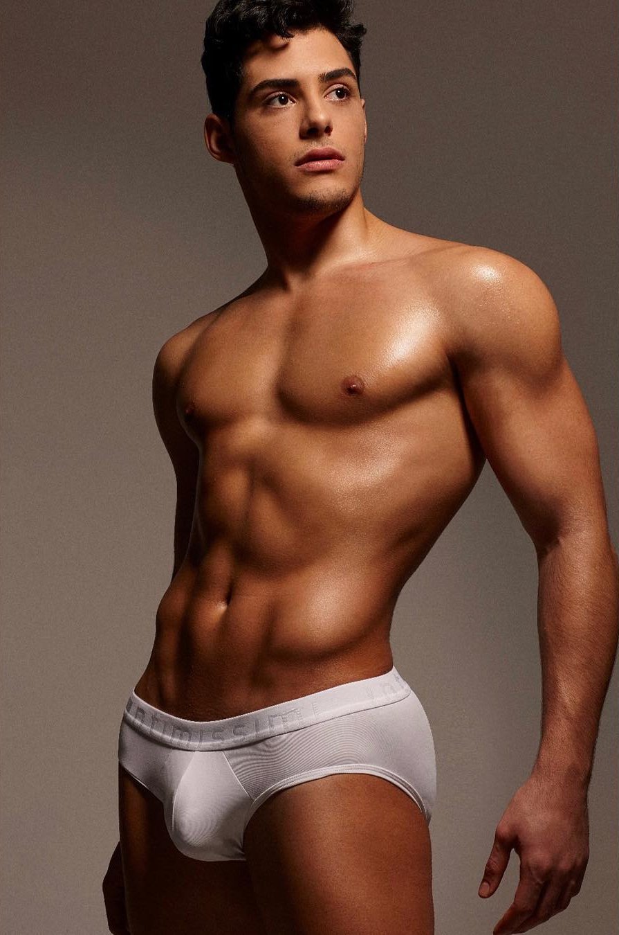 leonardo hazrak (4) #iAgeVgVa