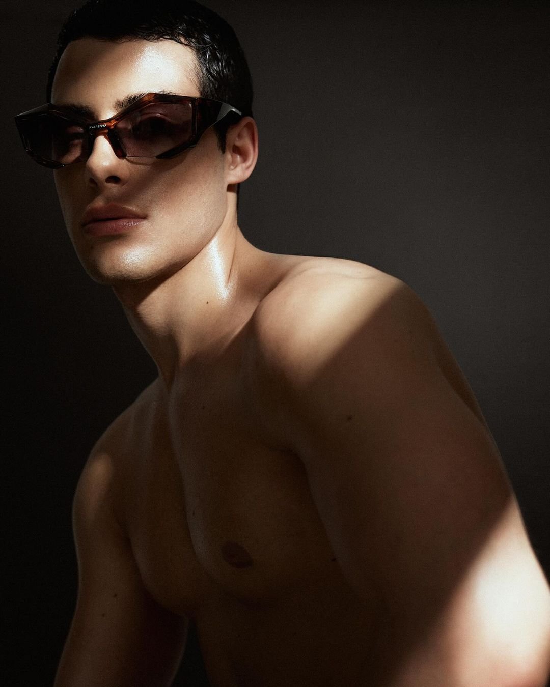leonardo hazrak (4) #q5PShH5m