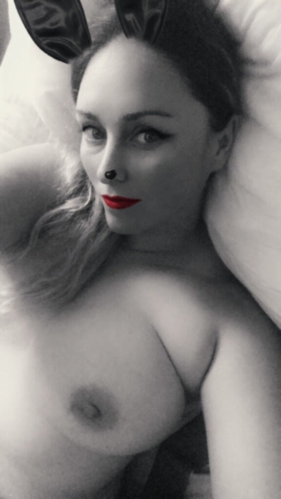 Chatpic Leanne #4ADjuvlO
