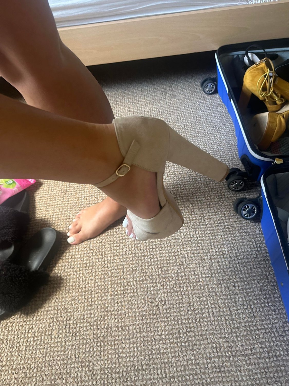 elanor exposed footslut #NsaTTjB4