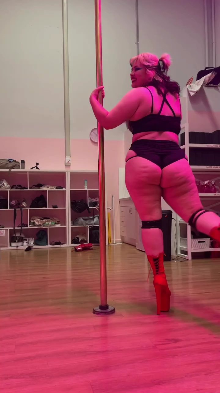 chunkies on the pole #4DkyLs0F