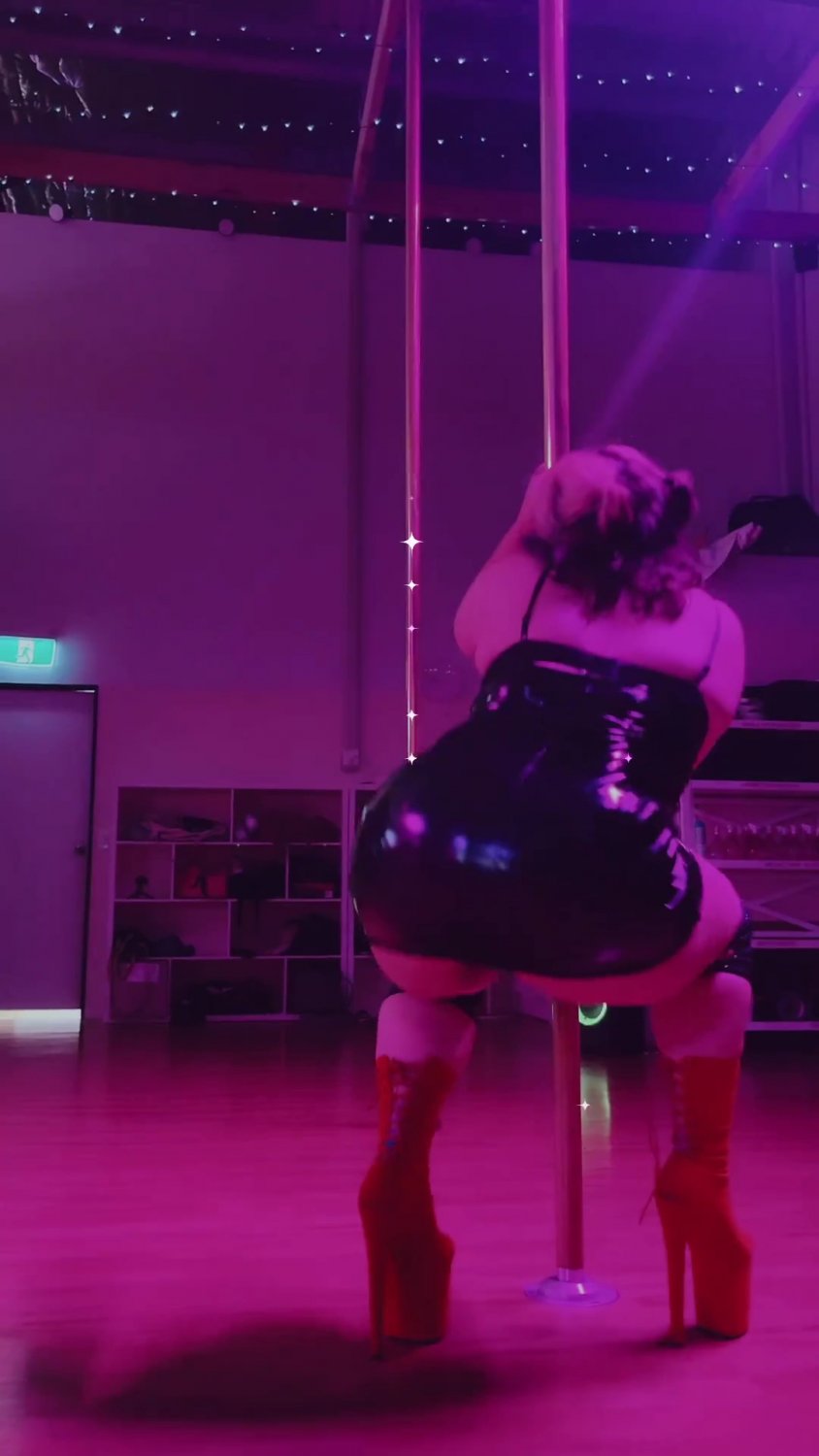 chunkies on the pole #bXjW7ftO