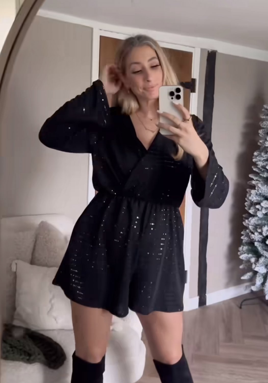 Stacey - leather and boots #YyleWuQf