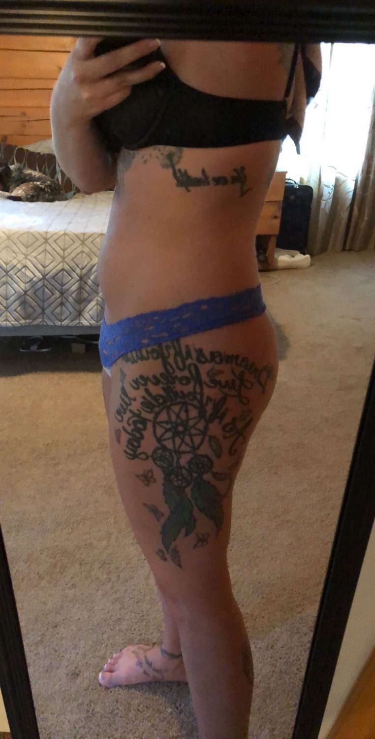 Tattoed slut. Send yours #Bfw7vVpN