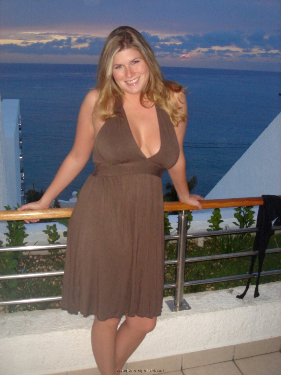 Blonde hotwife adventures #dDXHpZyM