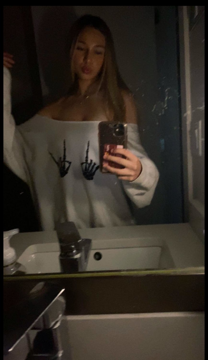 Hot slut lily #6mNgmP4T