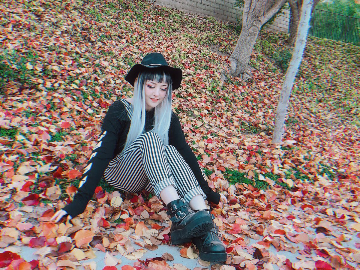 https://www.imagefap.com/profile/Tofukums #P0ZHhjoi