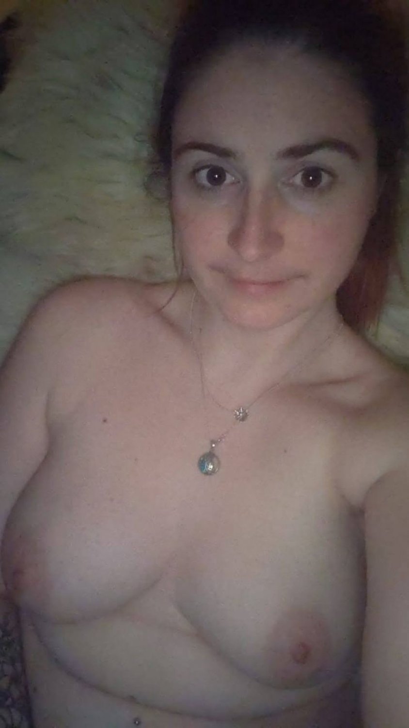 Holly Taylor  - kik: hollytaylor43 #5kIa4Qg4