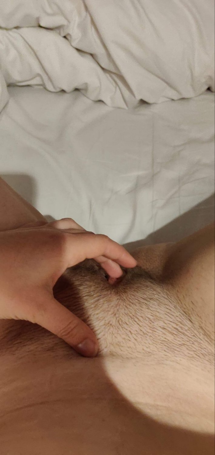 Holly Taylor  - kik: hollytaylor43 #sY43ePLR