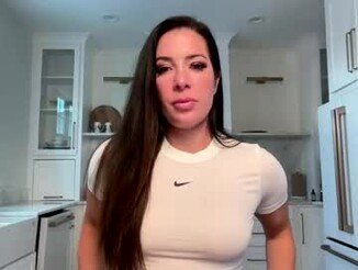 Does anyone know this slut ? #3x4ohliU