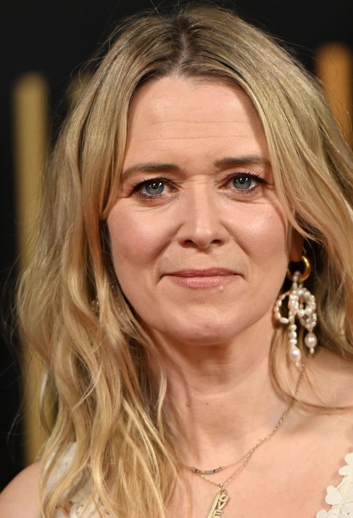 Edith Bowman - at 50 #nNAQfMBQ
