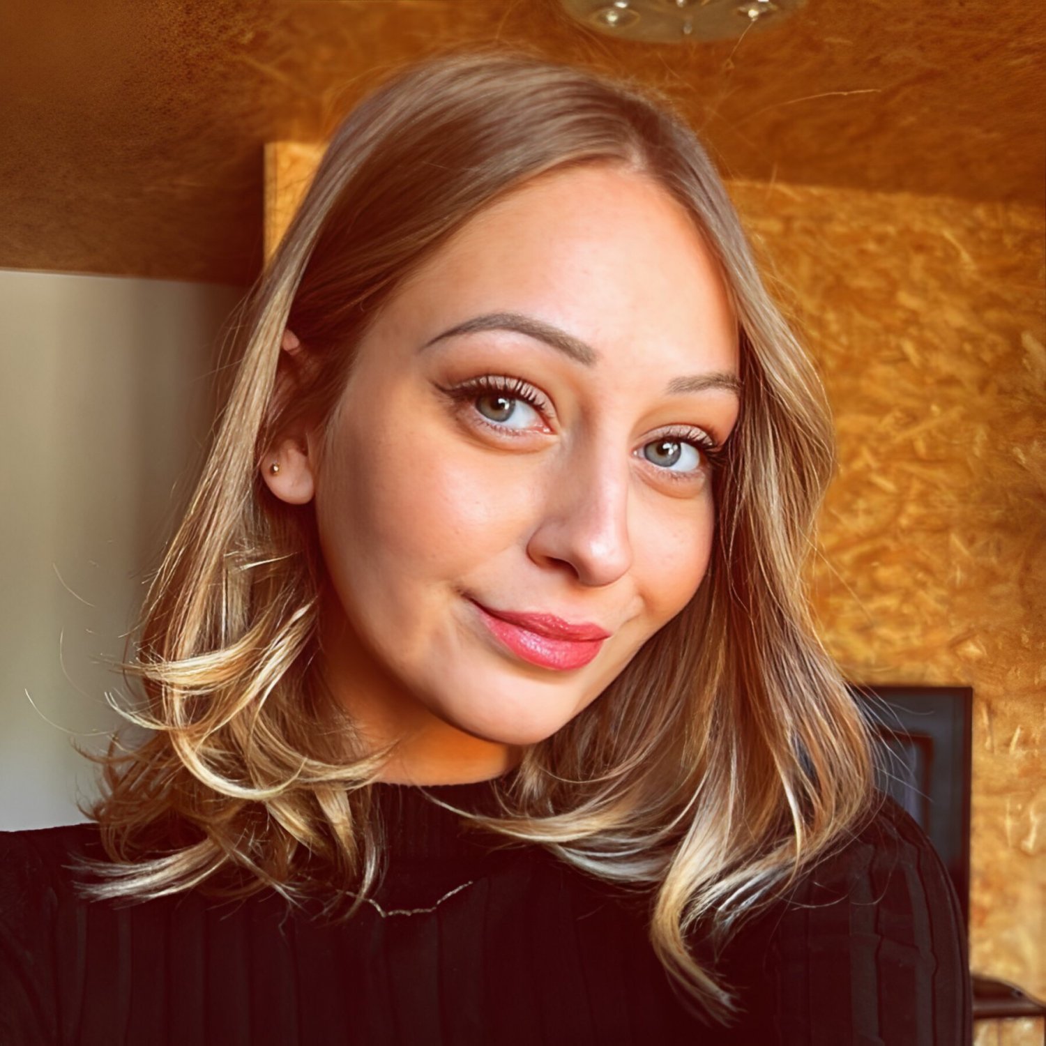 Sexy blond irl deserves your cum #kqXQQWz0
