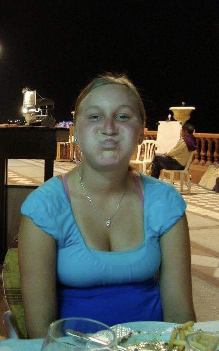 Amanda #2c5KaYYJ