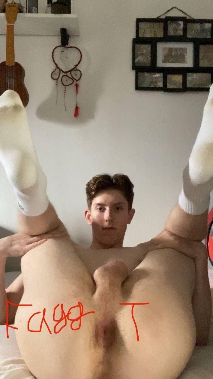 Horny faggyslut fuckmeat from netherland craving for attention #EmQAt6So