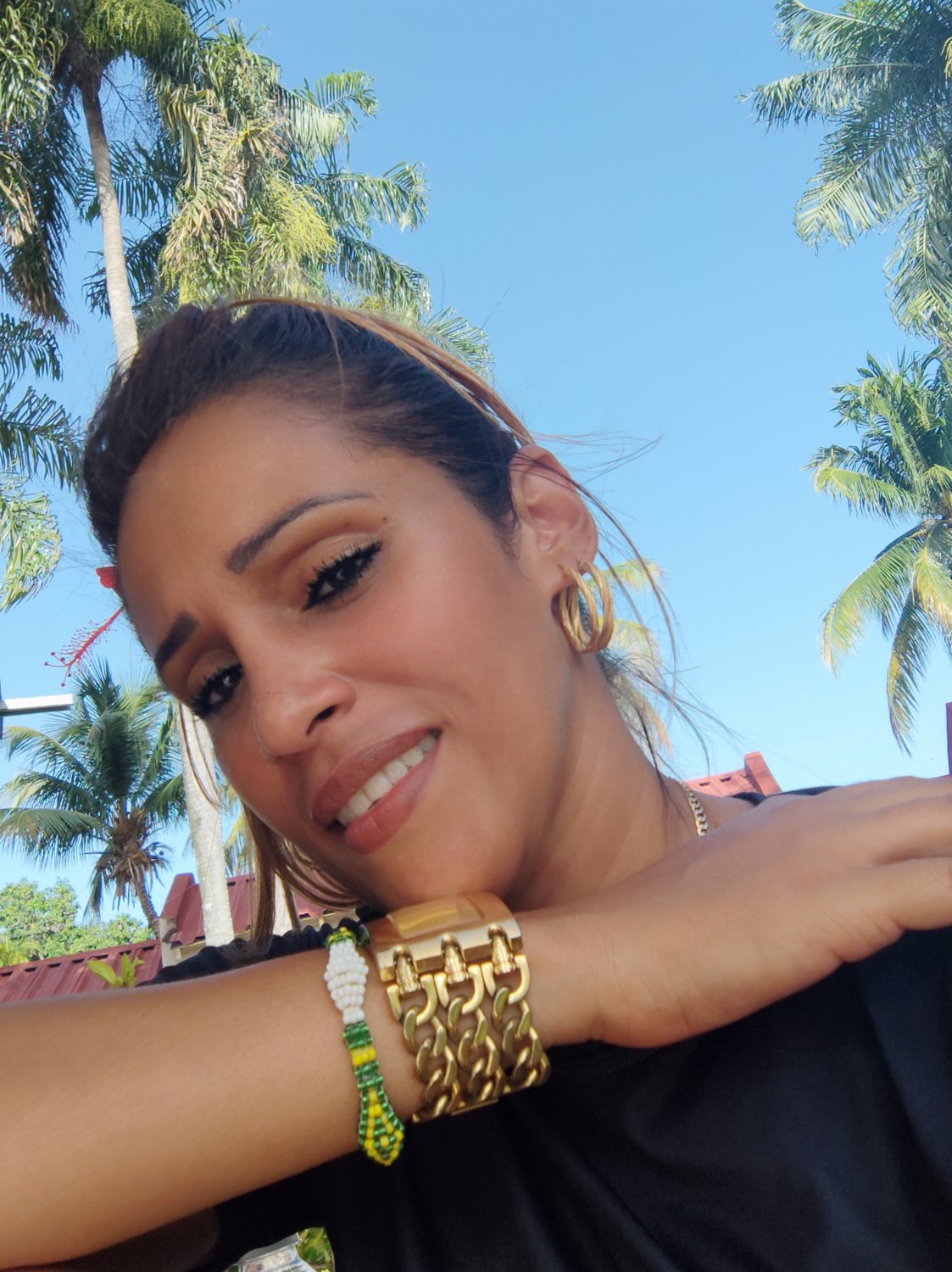 Cuban whore #iiCeSkvS