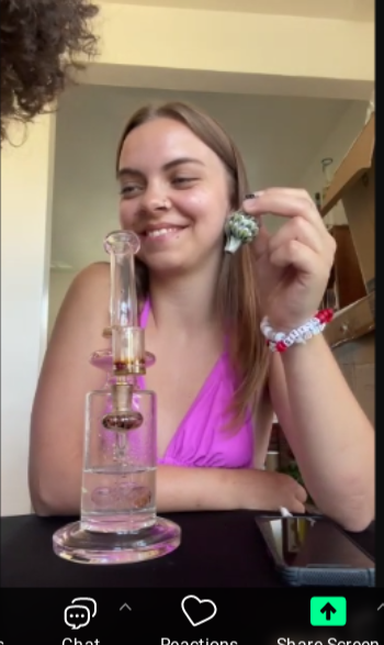 Hot Upandcoming vaping bikini chick #1N4gIlAH