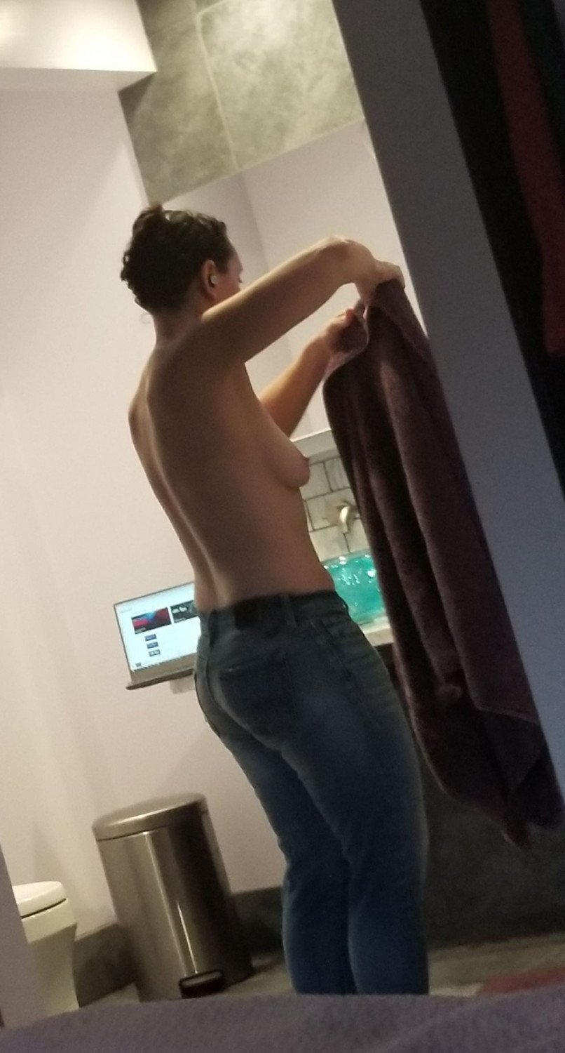 Webslut Elizabeth #Z9yzaVfT
