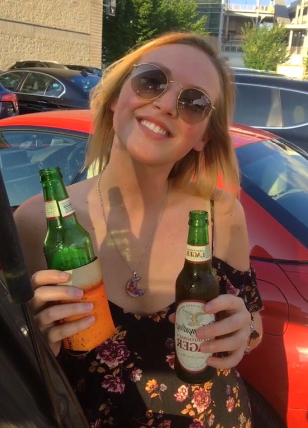 Mommy loves to drink 🍻 #iyCkpVoq