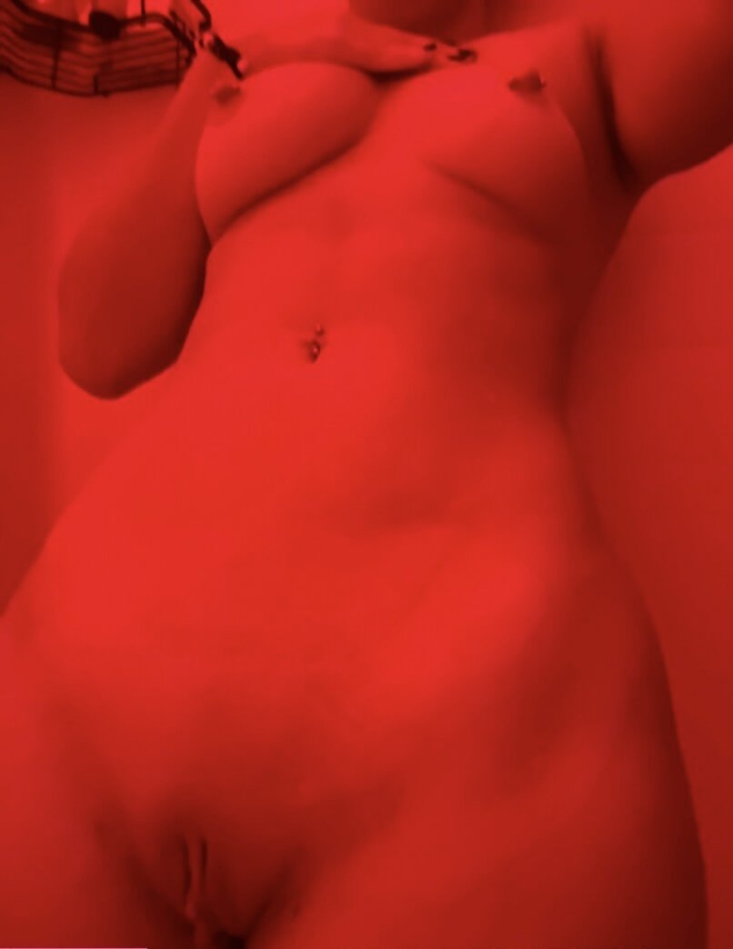 PAWG w/ Pierced Nipples #8FPvpcun