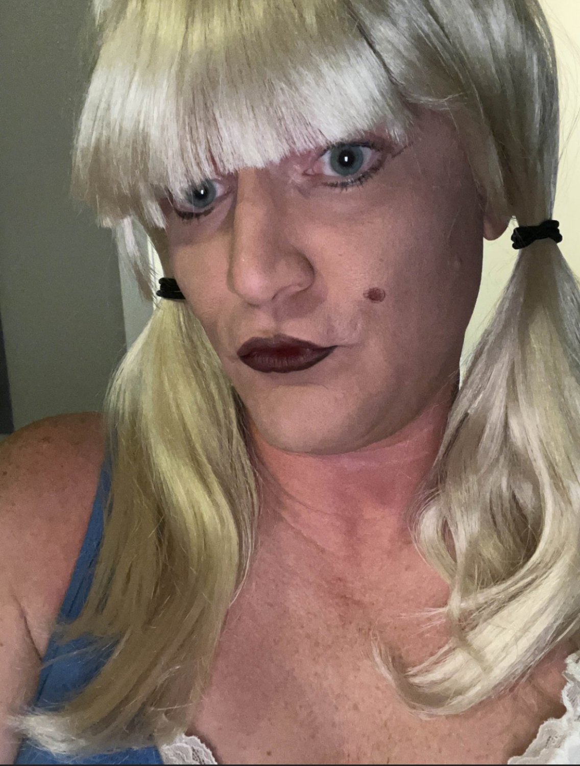 Evolution of Sissy Emma #siSfiOvx
