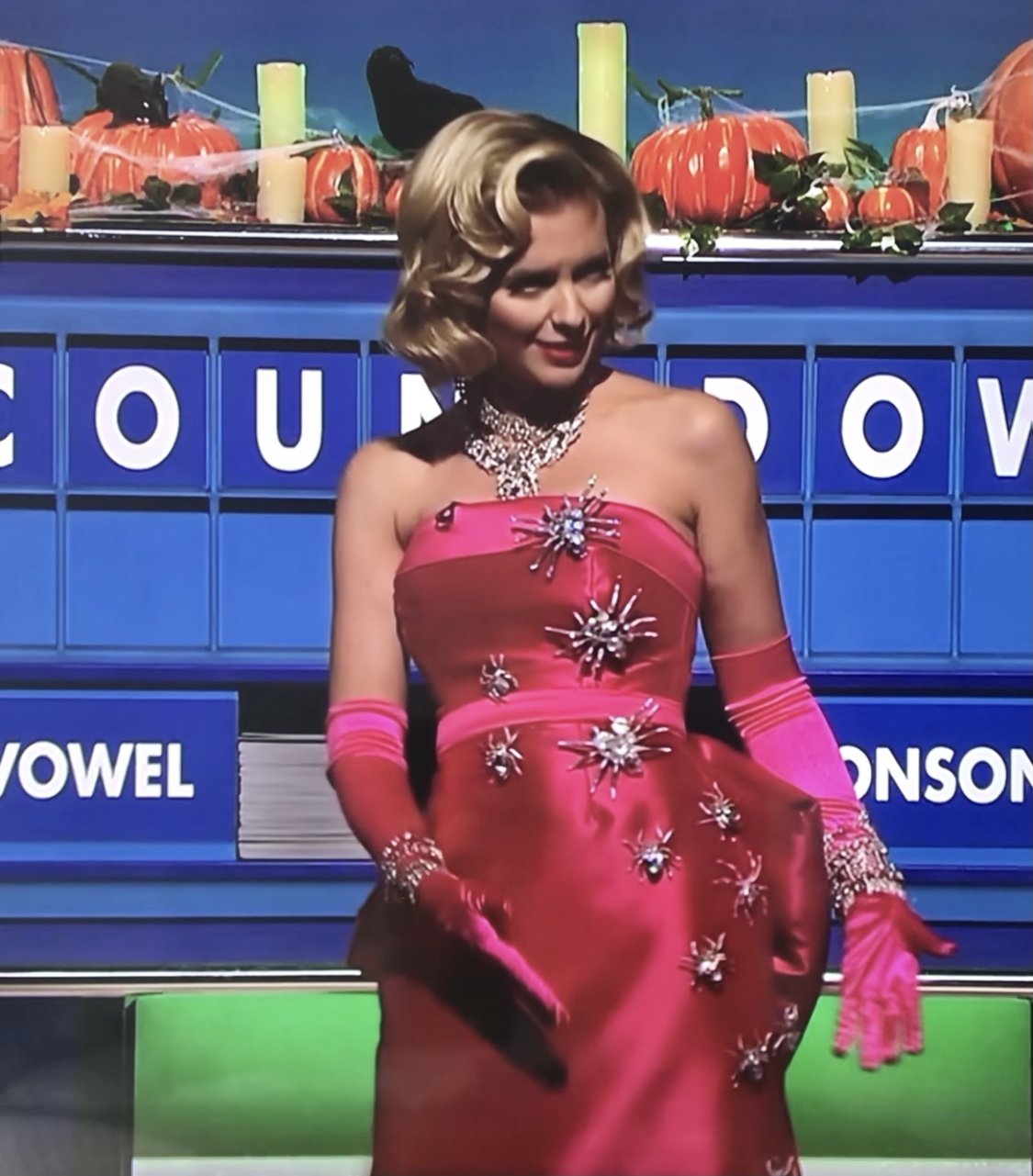 Halloween Special Rachel Riley Queen of Countdown🎃 #K8qvRBoc