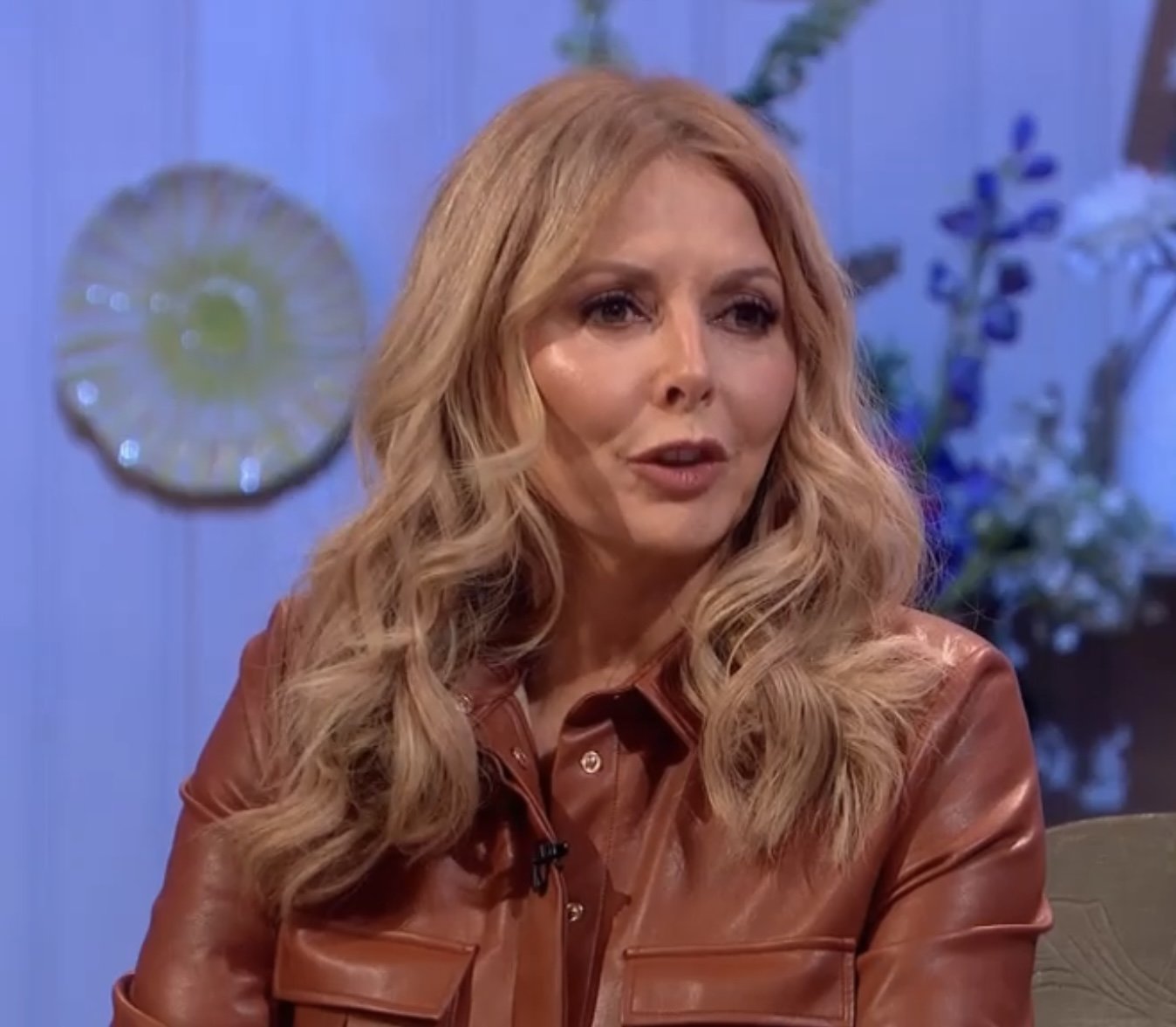 Carol Vorderman #dAQdOG65