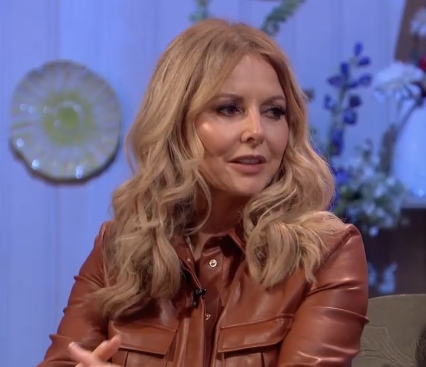 Carol Vorderman #lDrrnnec