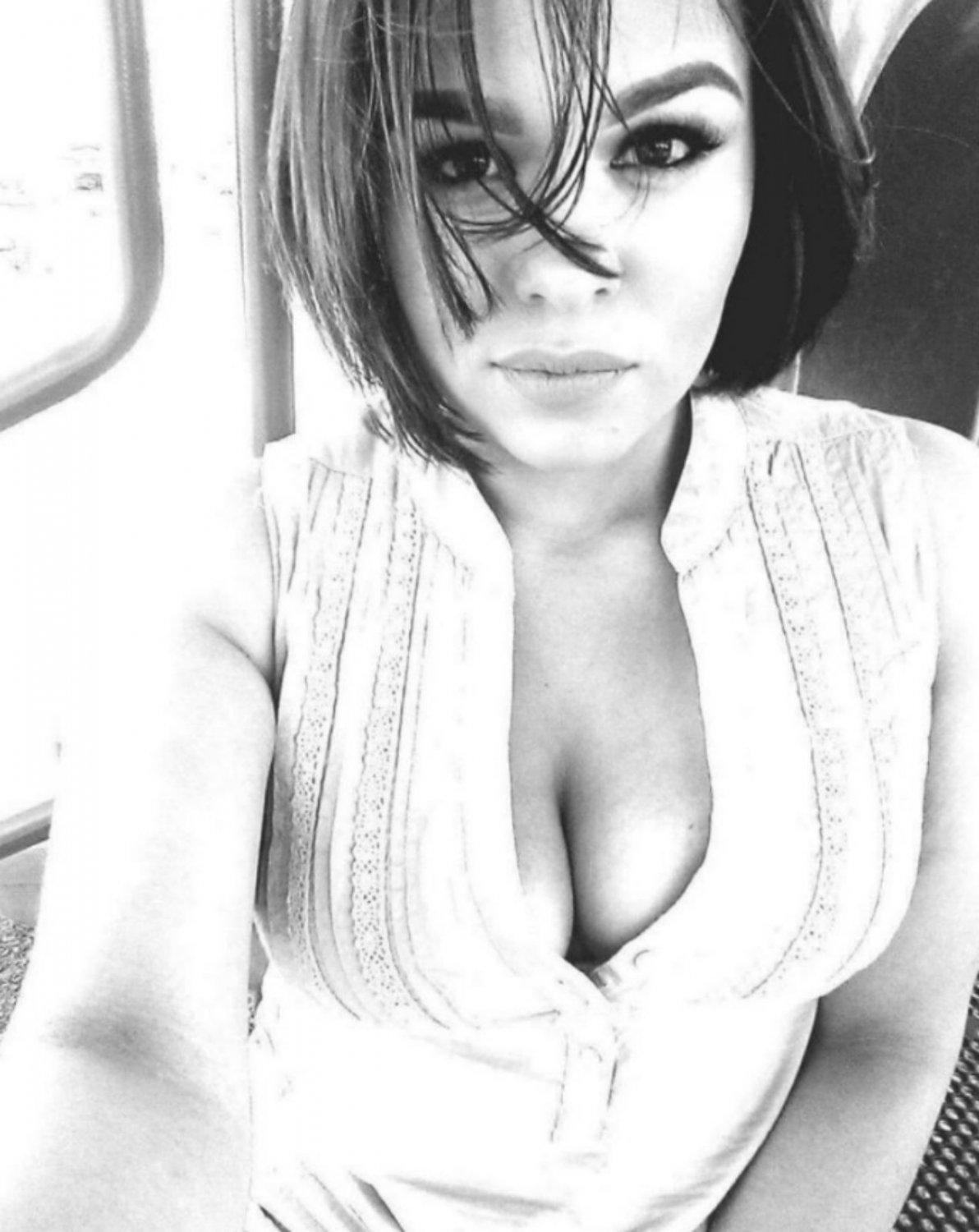 This slut will blow and lick anyone young and the uglier the better #K5PebwqF