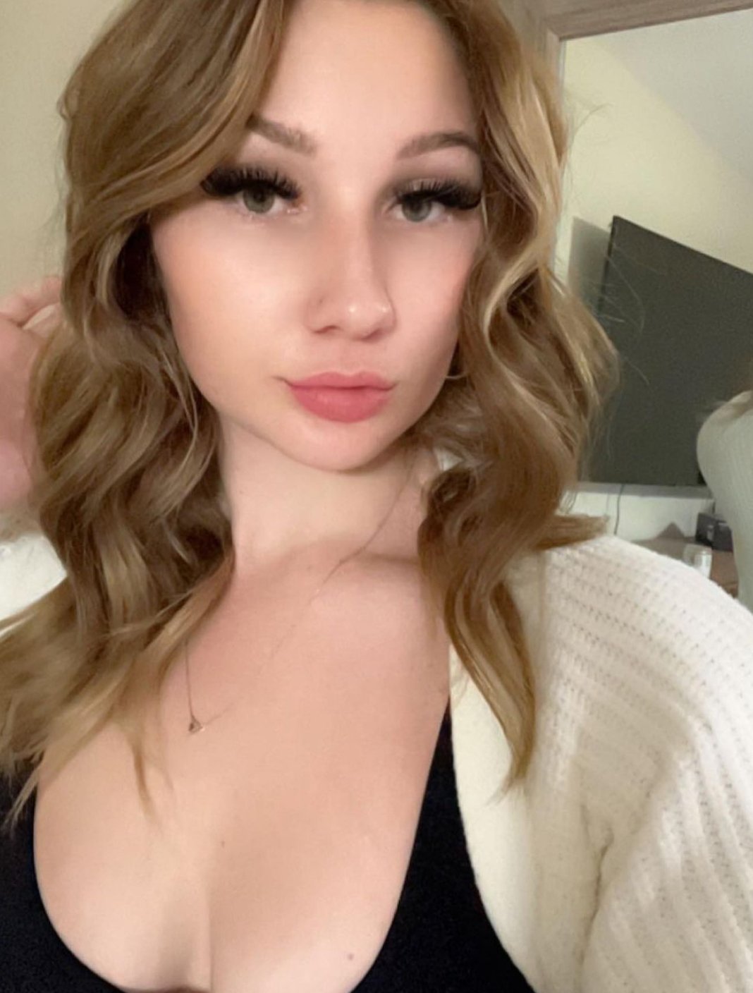 CuteOnlyfansWife_ #ZCJLF1HS