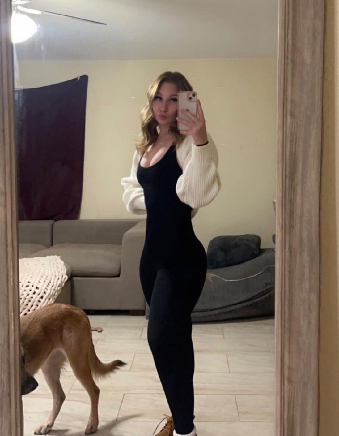 CuteOnlyfansWife_ #h4LgUj1O