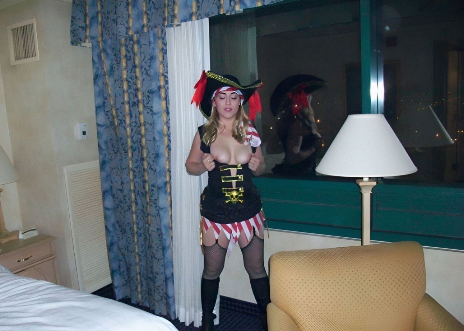 kik:slutwifeheather repost and show this slut how famous she is now. #UI8LbJso