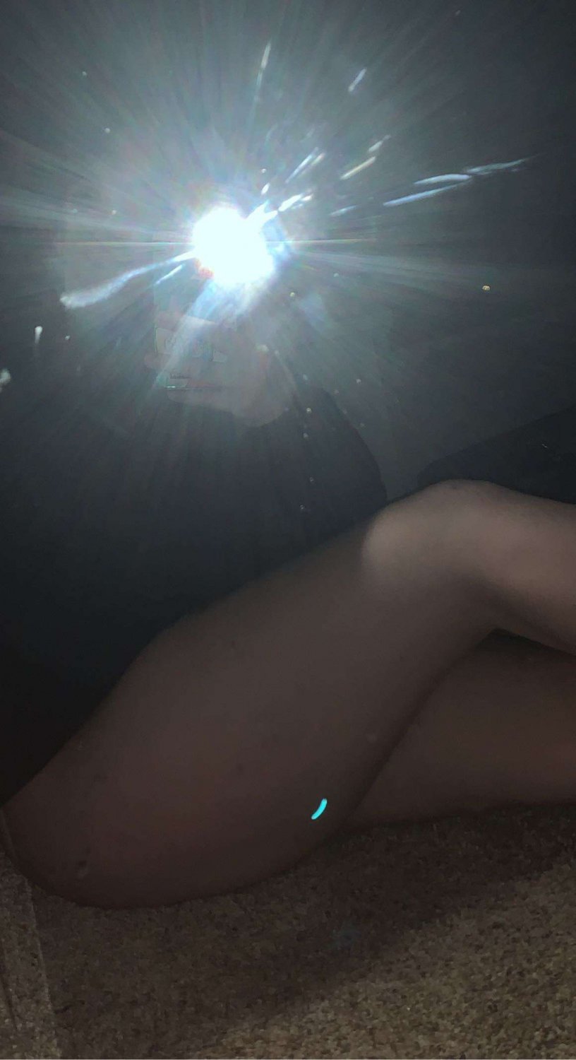 Julie! (irl nude) #J8NFGBpP