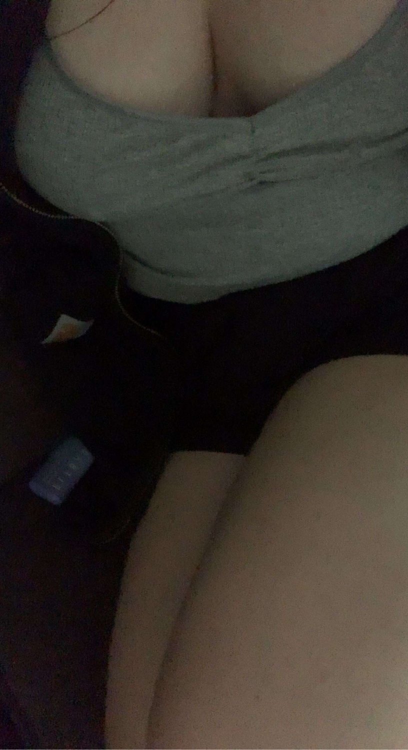 Julie! (irl nude) #NN8Y38CB