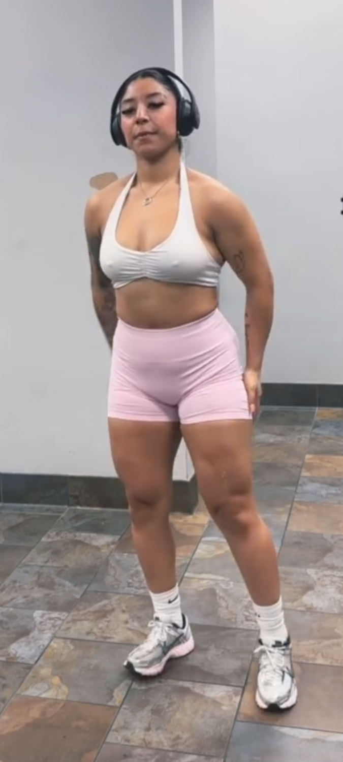 Gym girl leeean.1 I like her nipples and ass #jzLblo5E