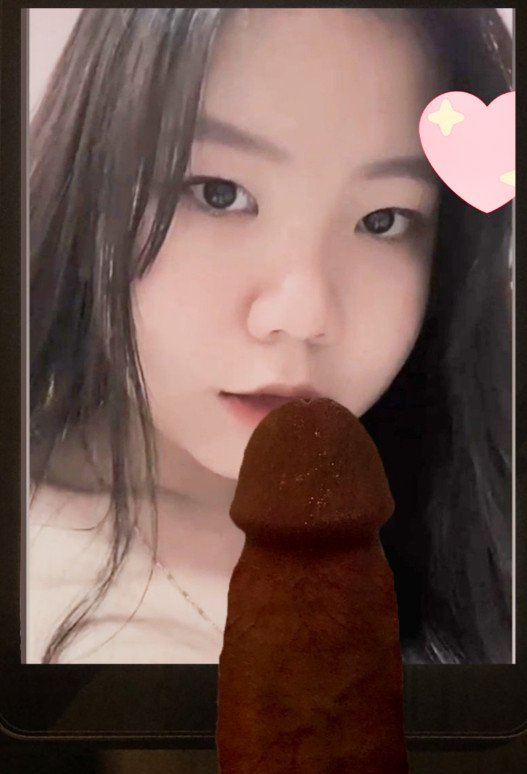 A beautiful girl i made friends with online, I cum her so many times #iDjp46JG
