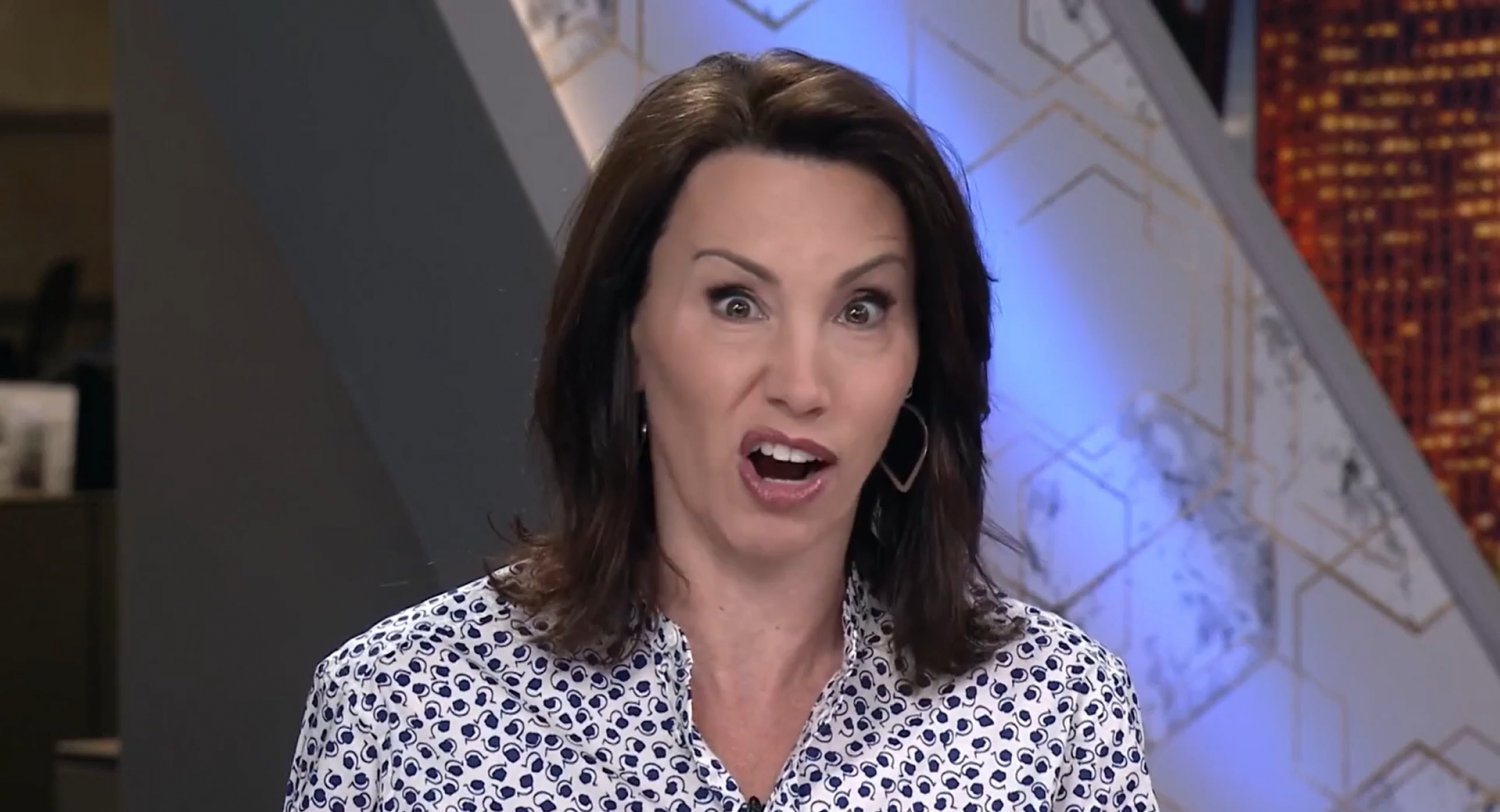 MILF reporter Betsy Kling #JmYVDhEA