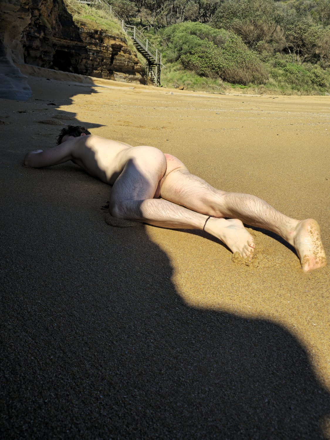 Florian Johannes Müller nude at the beach. #JItbMkYc