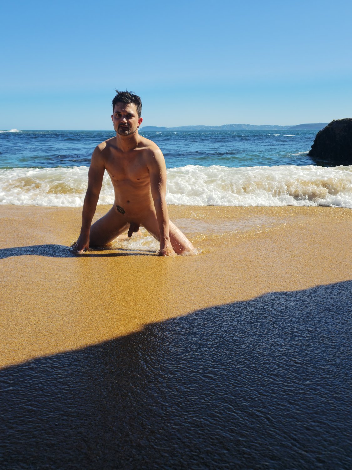Florian Johannes Müller nude at the beach. #wySVT5A8