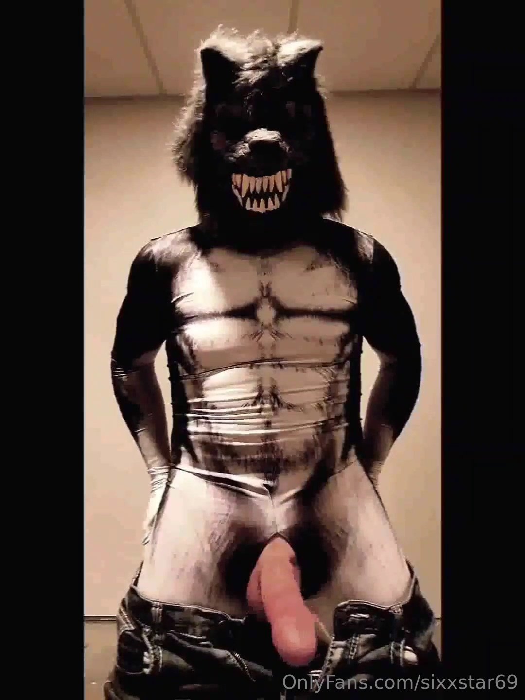 Skinny Twink turn's Werewolf and grows a Massive Cock and Cumshots Cosplay #i8iClX5k