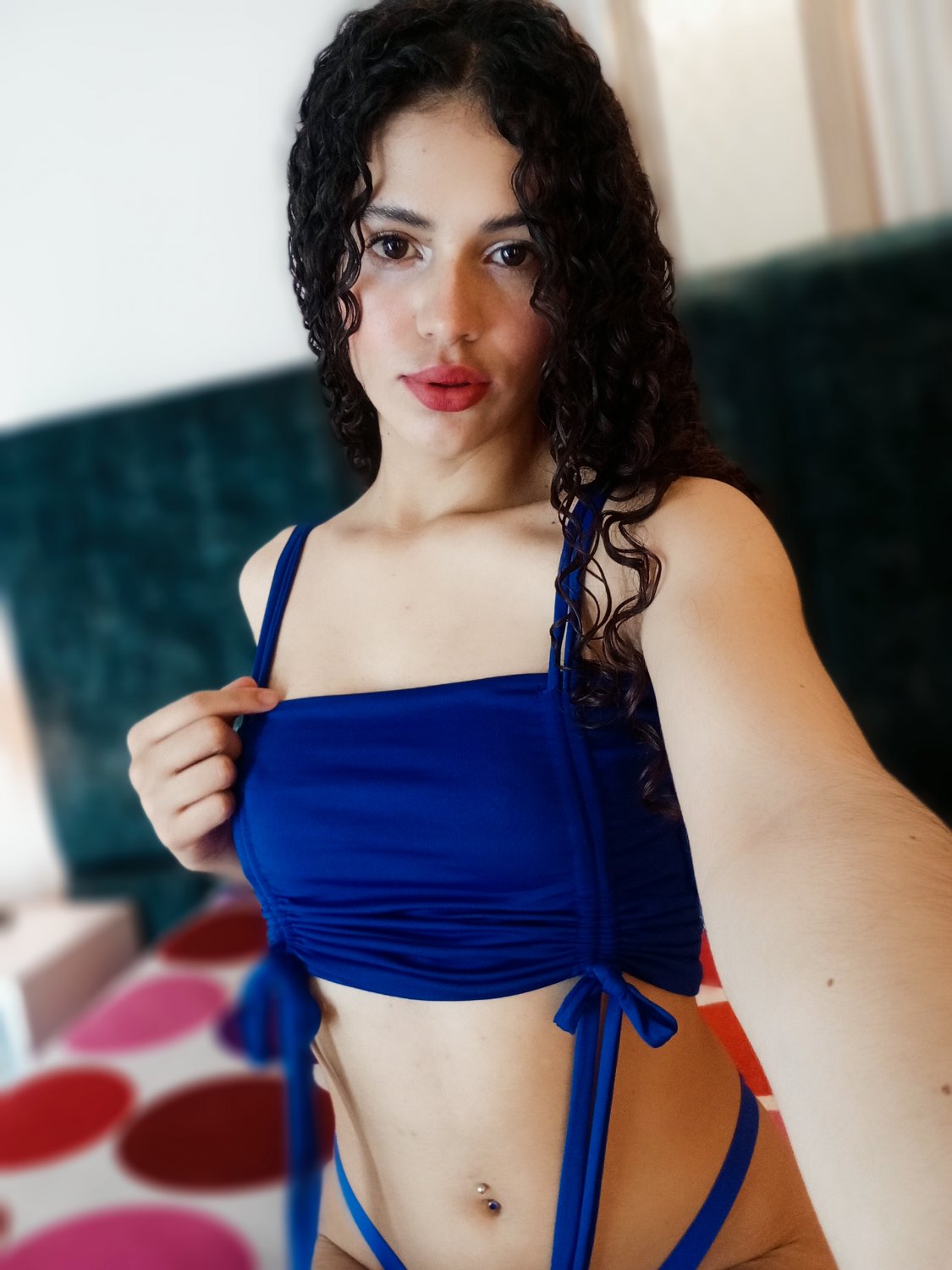 Blue looks good on me, but better on the floor #0uKWLEvJ