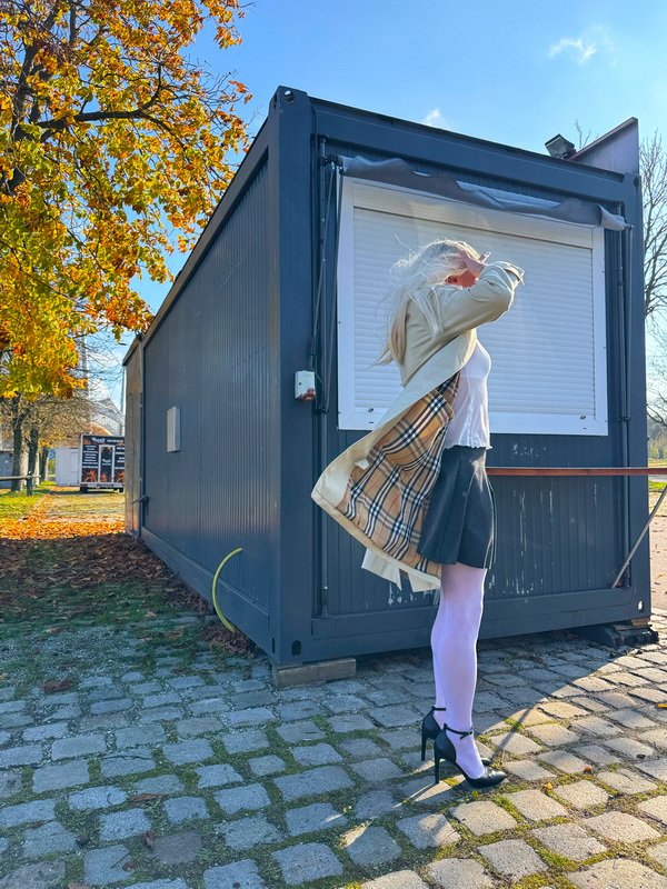 Sissy outdoor #MeGz141l