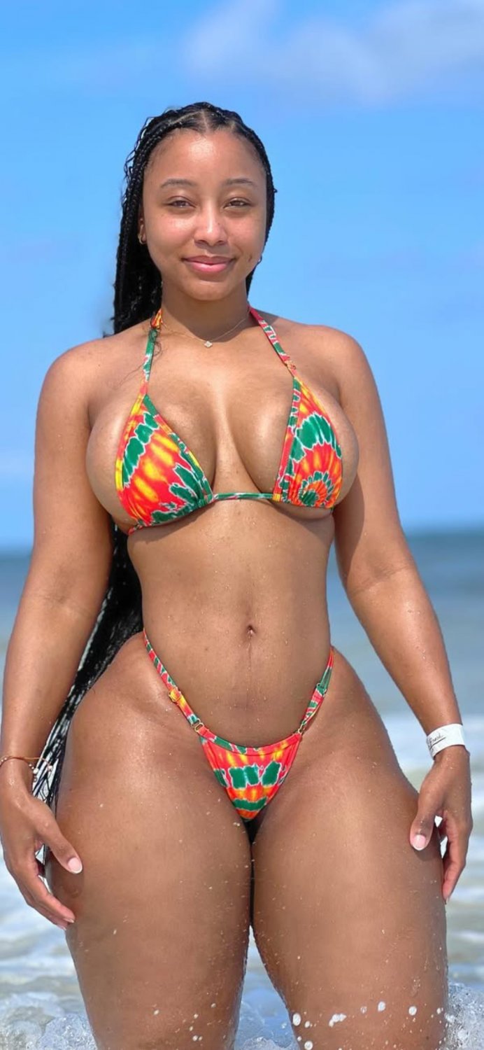Sexy Mama's #sYObvb9O