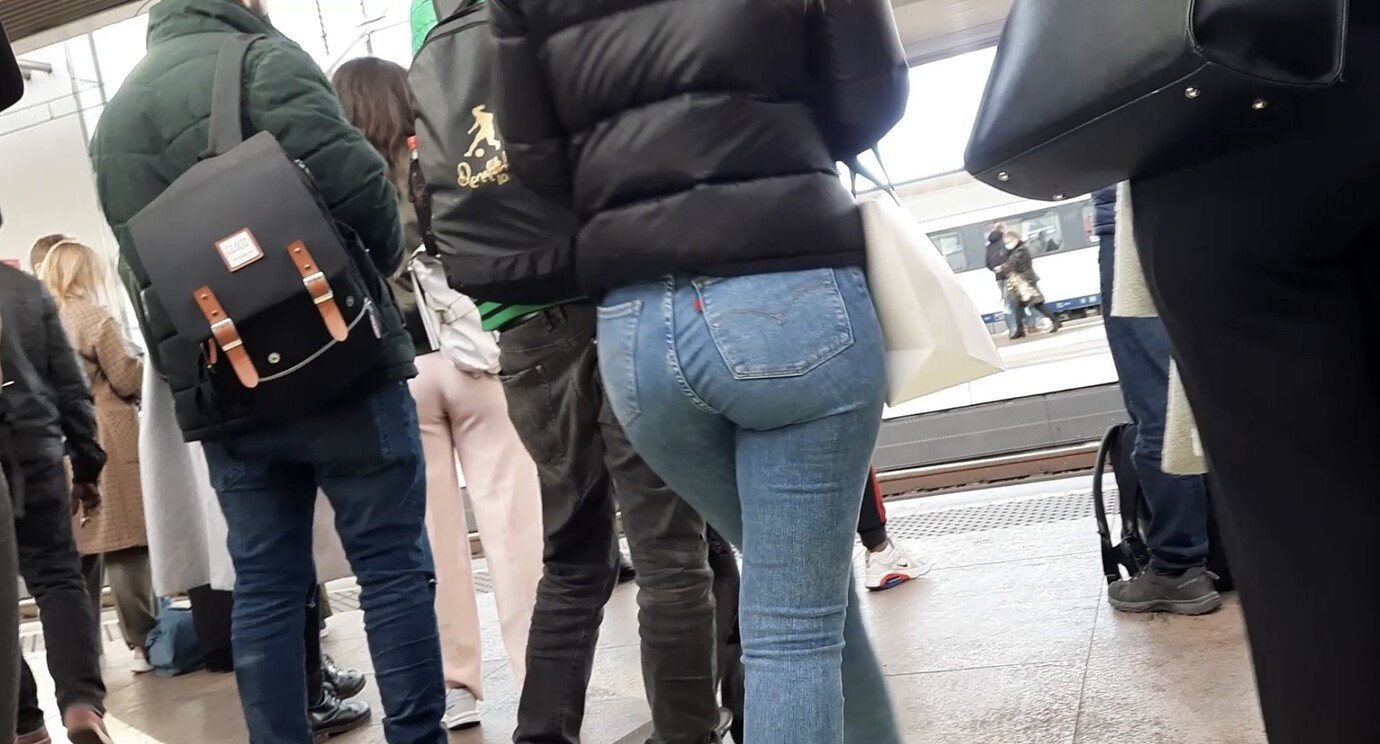 Perfect ass in uk #364EGVBf