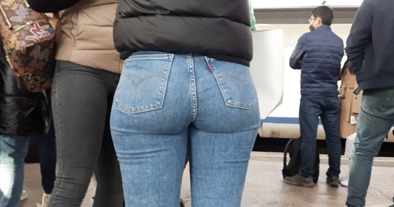 Perfect ass in uk #OOdOL2cu