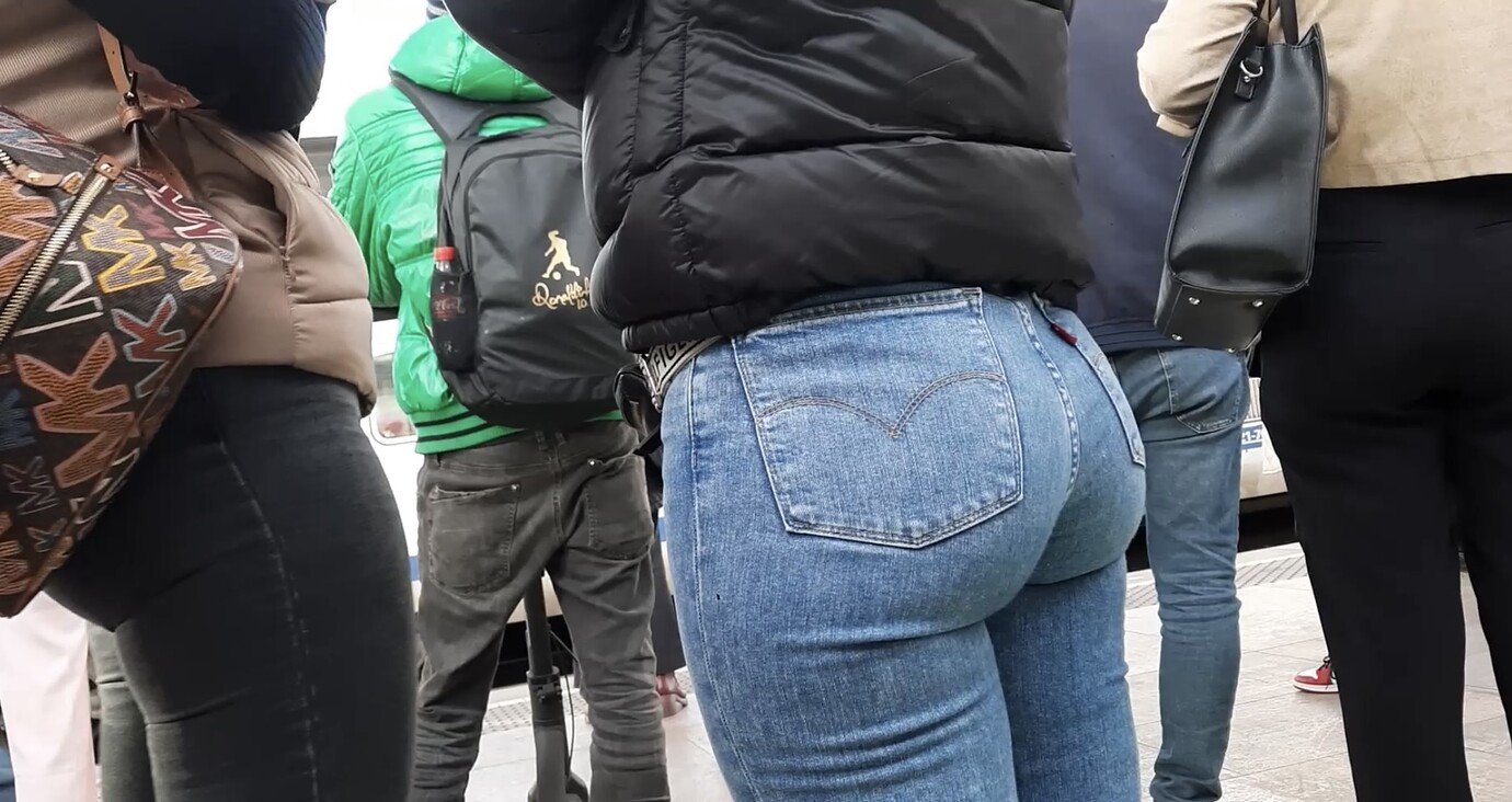 Perfect ass in uk #nnq8vwH1