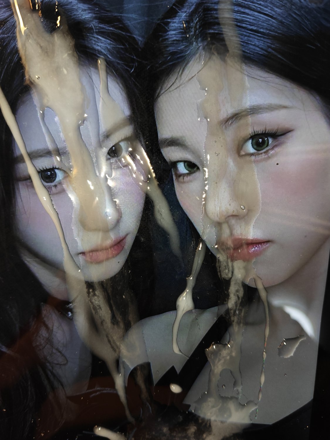 ITZY - Chaeryeong & Yeji #5nCWyKhE